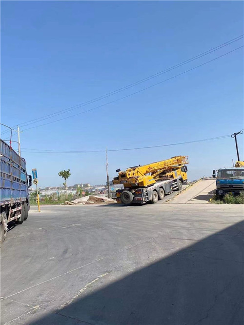 长武县25吨吊车的租赁价格大概是多少？