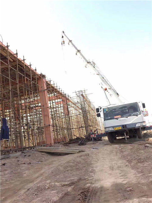 长武县25 吨、50 吨吊车怎么选？多大重量 / 半径适合对应车型？